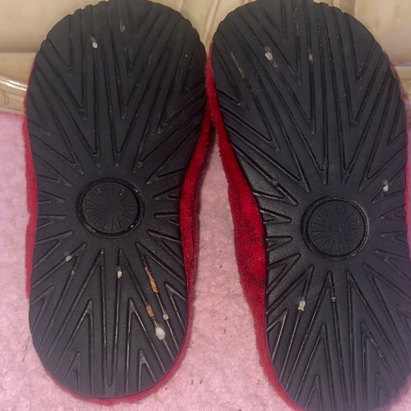 Red UGG Slippers - Picture 4 of 4